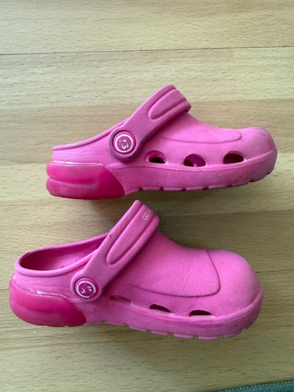 Stride Rite 360 Clogs 7 - Picture 4 of 6